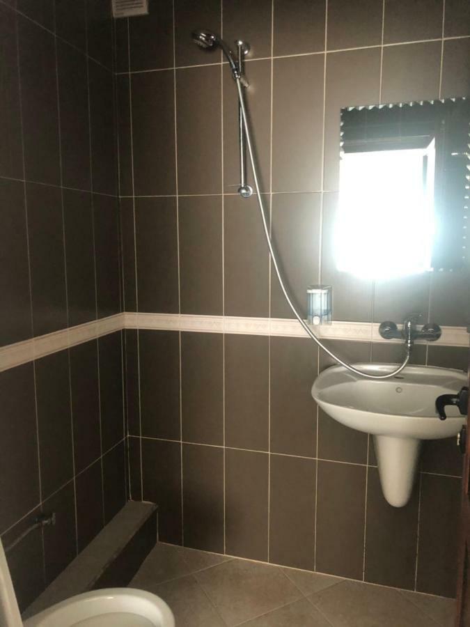 Hotel White House Kardzsali Kültér fotó